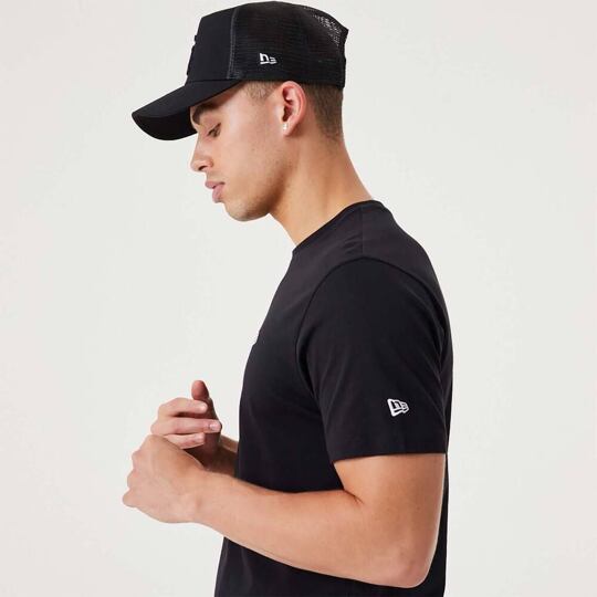 triko NEW ERA Essentials tee BLKWHI