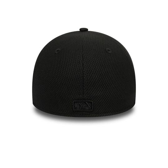 kšiltovka NEW ERA 3930 MLB Diamond era NEYYAN BLKBLK